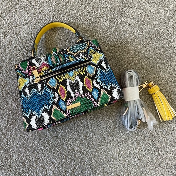 Spring 2022 Aldo Handbag - Picture 3 of 3